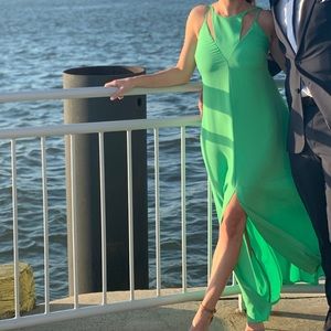 Lime greendress, perfect for any summer wedding!  Perfect condition